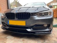 Front spoiler BMW F31 en black nieren